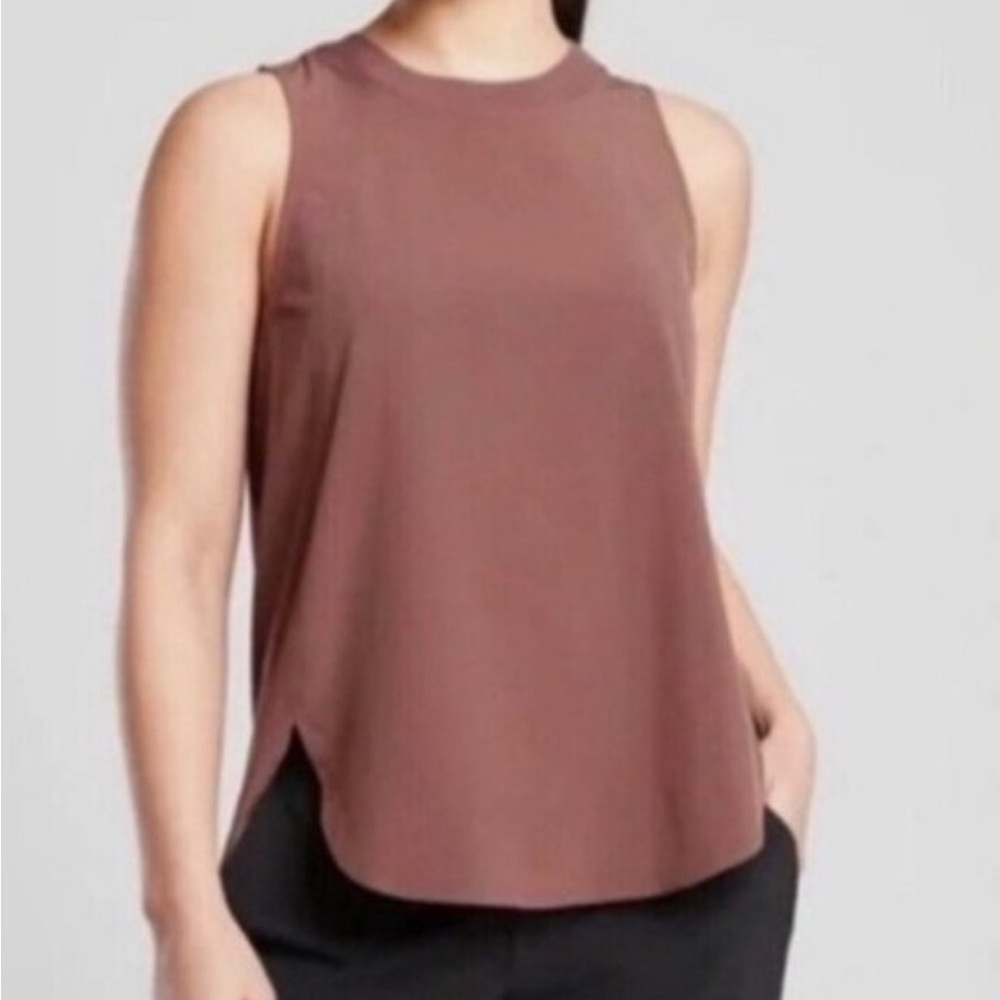 Athleta Zephyr Refined Tank Top size small